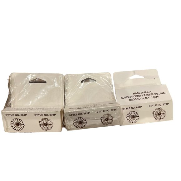 Vintage Floral Push-Pin Curtain‎ Holdbacks All Metal Tarnish Free Made In USA - Picture 2 of 3